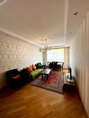 Iconic Center Apartment